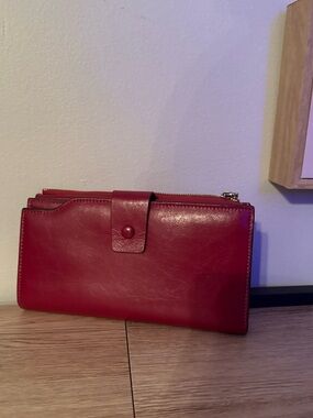 Travelambo Red Women's Leather Wallet Clutch